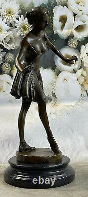 Statue En Bronze Style Art Déco Danseuse Au Cerceau Reproduction Colbert 39 CM