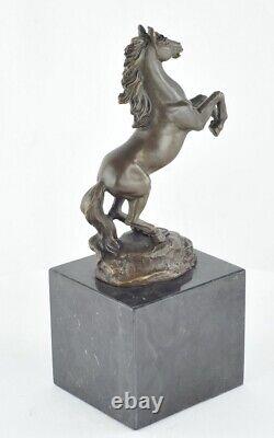 Statue Sculpture Cheval Animalier Style Art Deco Style Art Nouveau Bronze massif