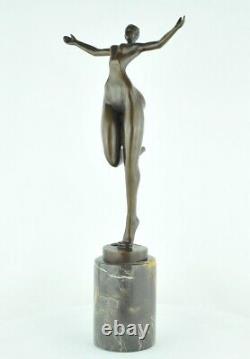 Statue Sculpture Danseuse Nue Acrobate Sexy Style Moderne Style Art Deco Bronze