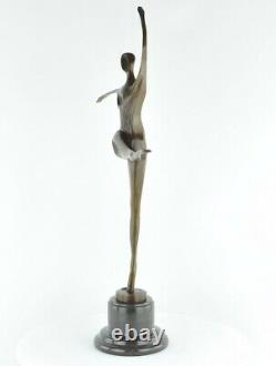 Statue Sculpture Danseuse Nue Acrobate Sexy Style Moderne Style Art Deco Bronze
