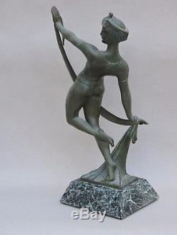 Statue Sculpture Femme, Danseuse orientaliste au ruban régule Art déco signé