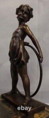 Statue Sculpture Fille Cerceau Style Art Deco Style Art Nouveau Bronze massif Si