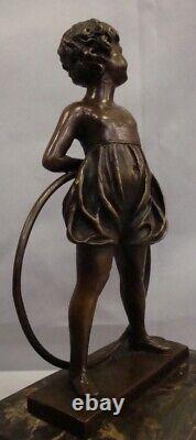 Statue Sculpture Fille Cerceau Style Art Deco Style Art Nouveau Bronze massif Si