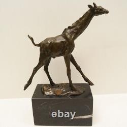 Statue Sculpture Girafe Animalier Style Art Deco Style Art Nouveau Bronze massif