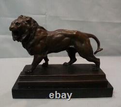 Statue Sculpture Lion Animalier Style Art Deco Style Art Nouveau Bronze massif S