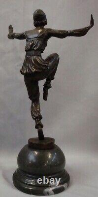 Statue Sculpture Scheherazade Style Art Deco Style Art Nouveau Bronze massif Sig