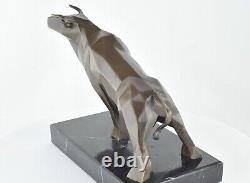 Statue Sculpture Taureau Animalier Style Art Deco Style Art Nouveau Bronze massi