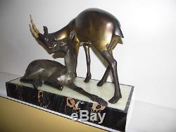 Statue Sculpture décor animalier, gazelles, antilopes Art Deco, regule