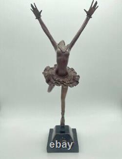Statue en Bronze de Ballerine par Pierre Le Faguays / Fayral Ouvre d'Art Déco