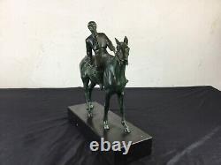 Statue sculpture art déco jockeys équitation