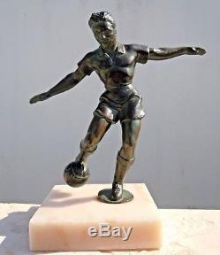 Statue sculpture footballeur Ignacio Gallo Art Déco