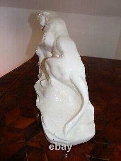 Superbe rare ancienne sculpture de panthère ART DECO LONGWY en craquelé blanc