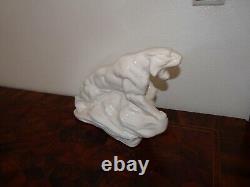 Superbe rare ancienne sculpture de panthère ART DECO LONGWY en craquelé blanc