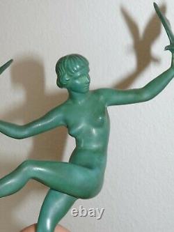 Superbe rare sculpture Max le Verrier Art déco Femme nue oiseaux socle marbre