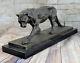 Véritable Bronze Métal Statue Sur Marbre Base Femelle Lion Sculpture Art Déco